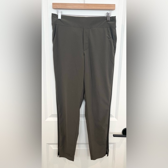 Athleta Women’s Green Mid Rise Brooklyn Ankle Pants Athletic Casual Travel SZ 2 - Picture 1 of 8